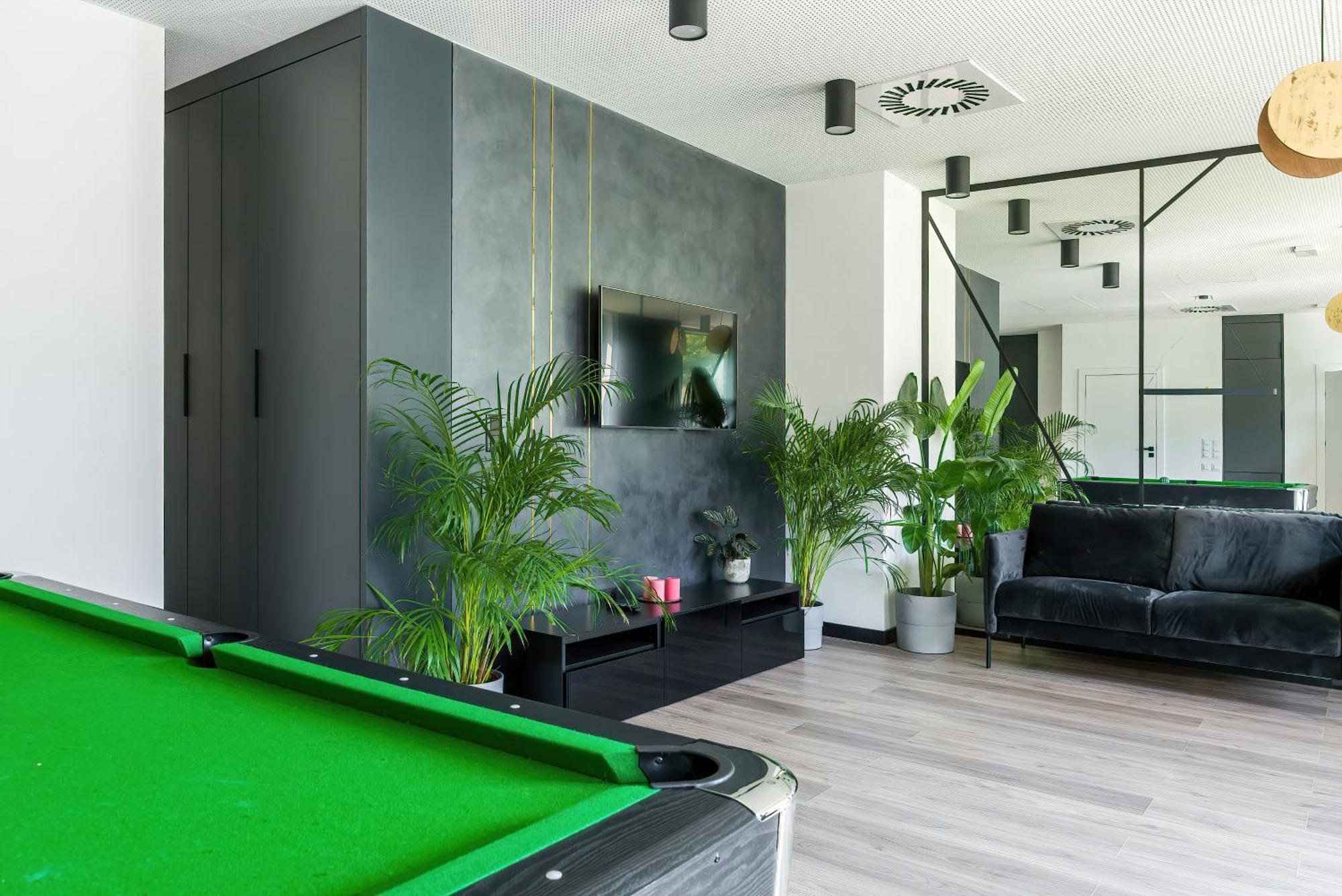 Stylish & Comfy Garbary Apartments With Parking By Noclegi Renters Poznan Ngoại thất bức ảnh