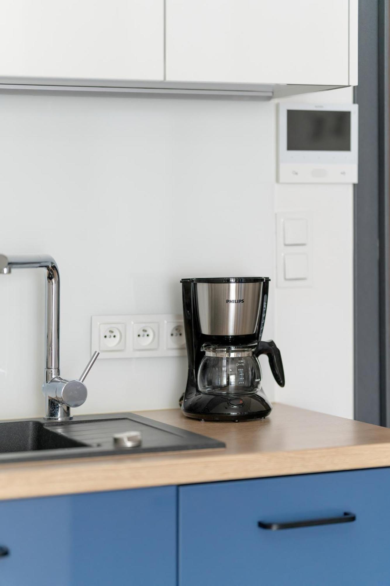 Stylish & Comfy Garbary Apartments With Parking By Noclegi Renters Poznan Ngoại thất bức ảnh